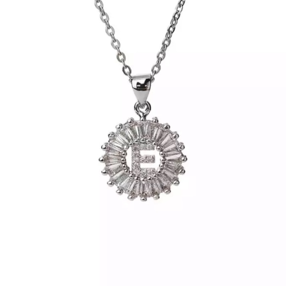 Silver Initial Crystal Pendant Necklace A-Z - Picture 1 of 7